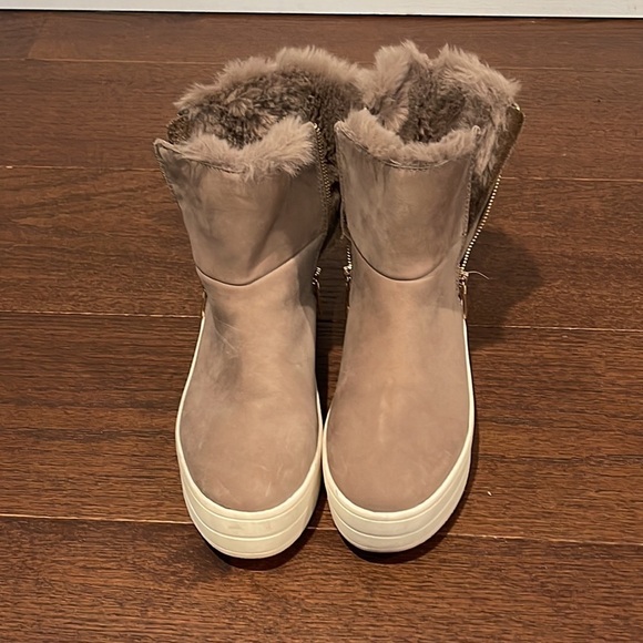 J/Slides Tristan Grey Waterproof Boots Size 8.5 - Picture 2 of 8